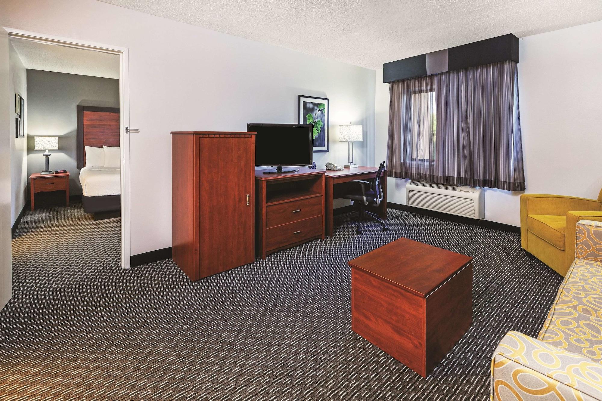 La Quinta By Wyndham N Little Rock - Mccain Mall Норт-Литл-Рок Экстерьер фото