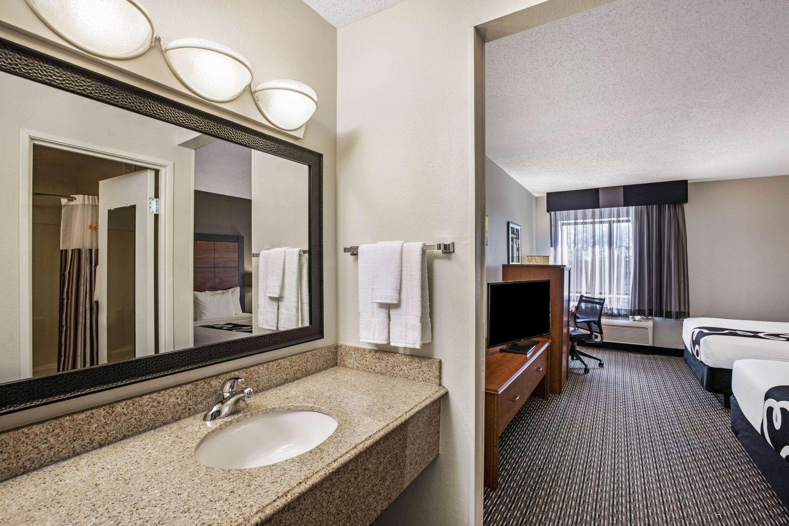 La Quinta By Wyndham N Little Rock - Mccain Mall Норт-Литл-Рок Экстерьер фото